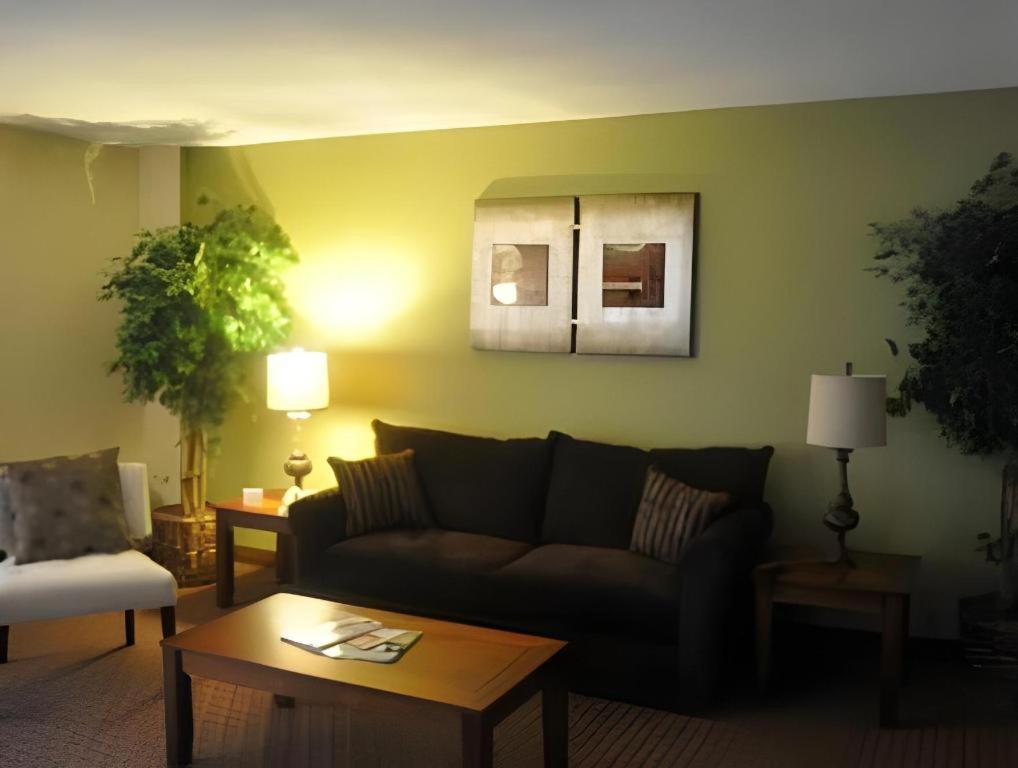 Garden Plaza Hotel Saddle Brook Exteriér fotografie