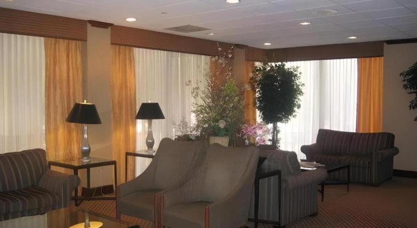 Garden Plaza Hotel Saddle Brook Exteriér fotografie