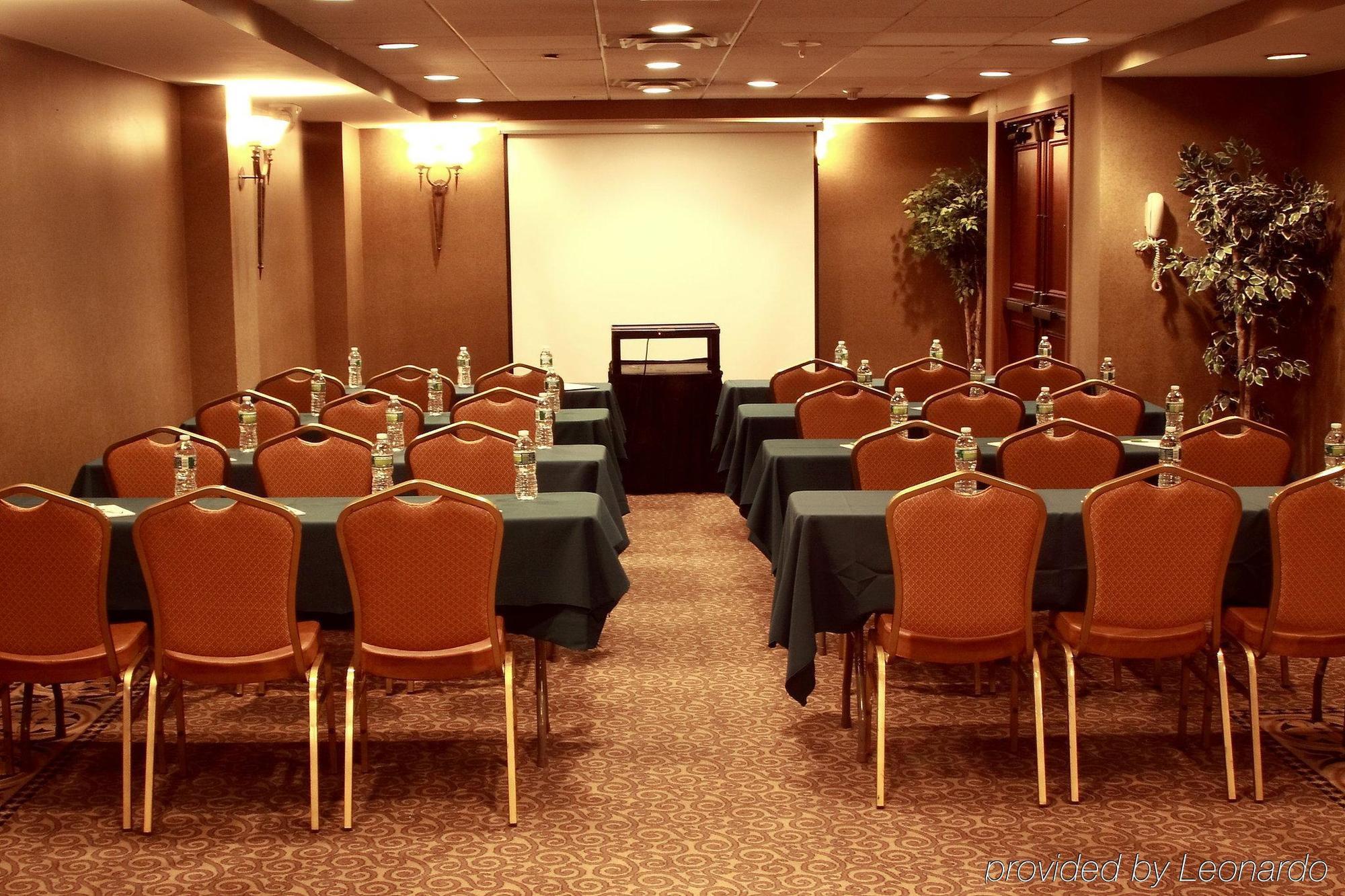 Garden Plaza Hotel Saddle Brook Exteriér fotografie