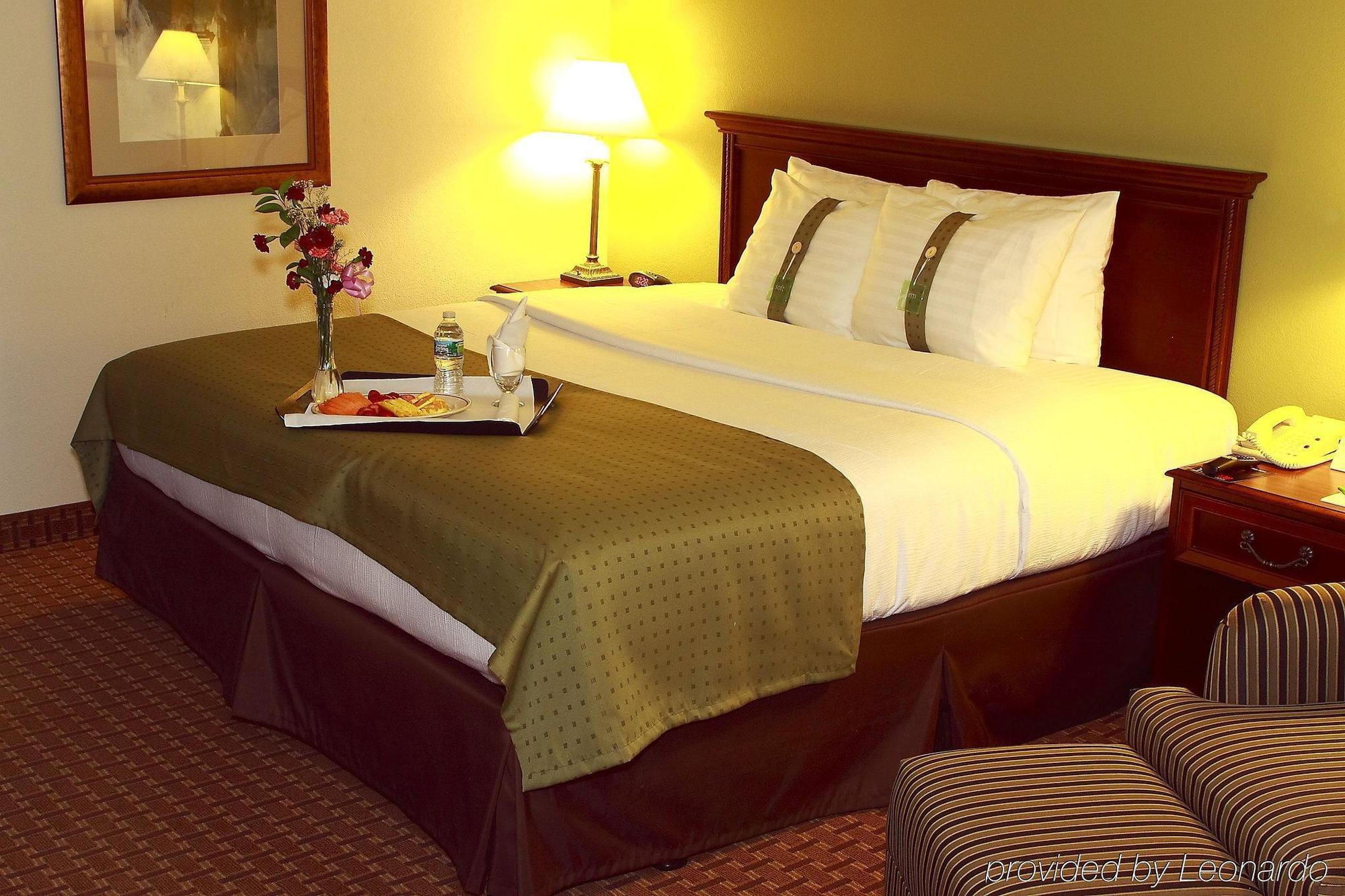 Garden Plaza Hotel Saddle Brook Pokoj fotografie